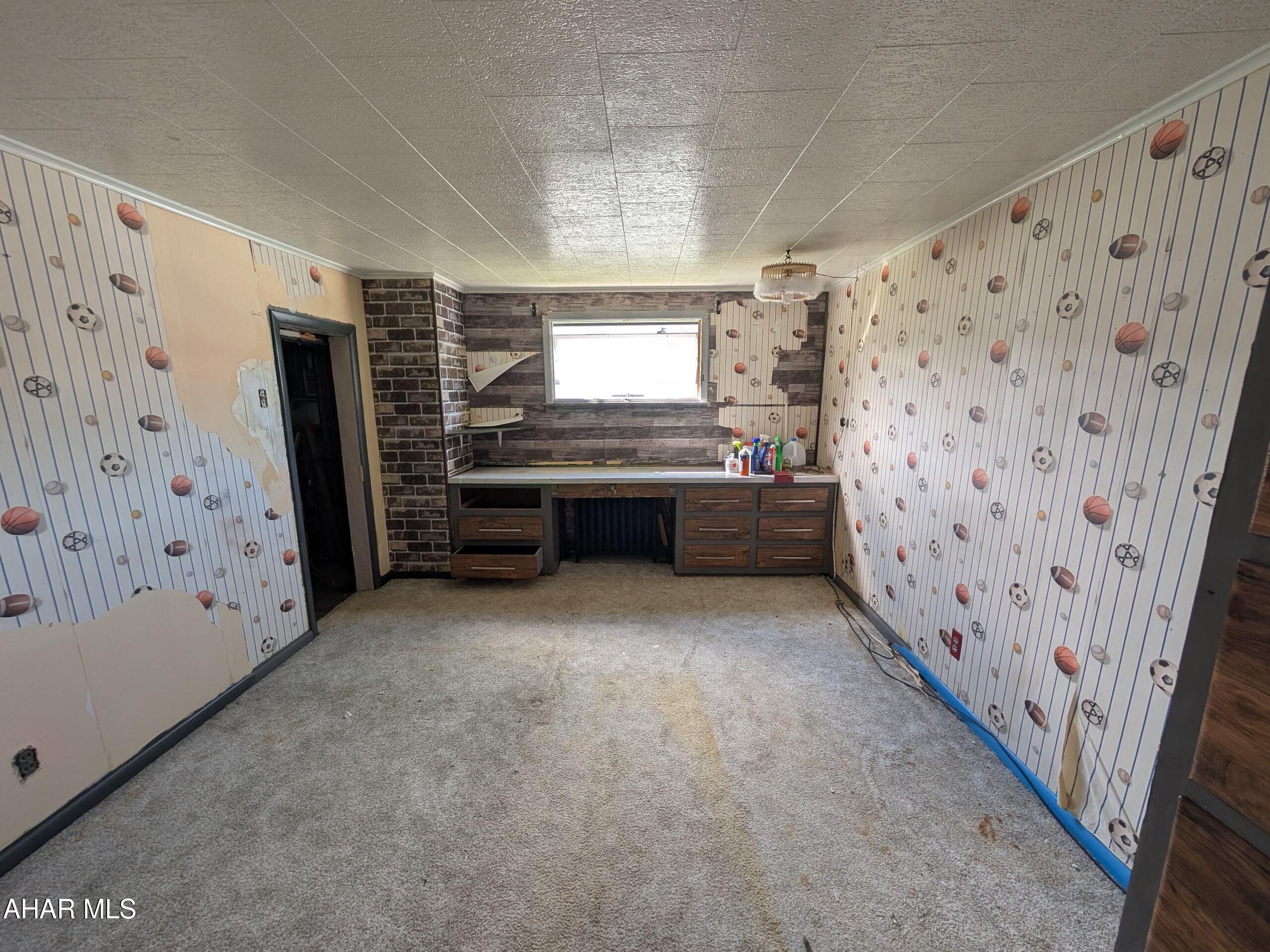 1603 Springhill Road Portage, PA 15946 - Photo 22 of 31