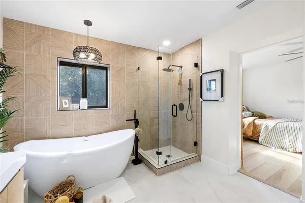$3,400 | 4412 West Trilby Avenue, Tampa, FL 33616