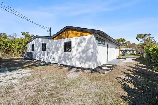 $3,400 | 4412 West Trilby Avenue, Tampa, FL 33616