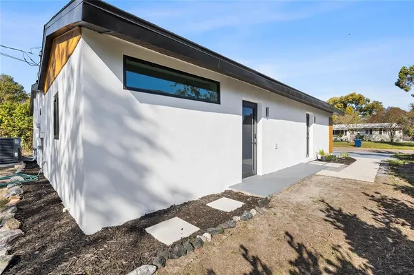 $3,400 | 4412 West Trilby Avenue, Tampa, FL 33616