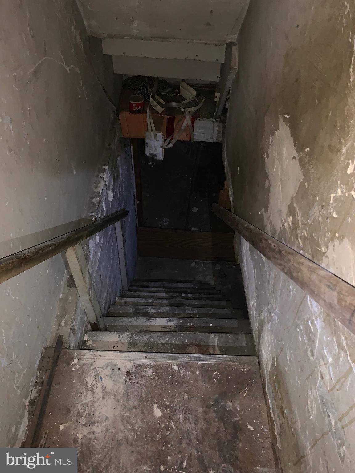 607 Wyeth Street Baltimore, MD 21230 - Photo 13 of 17