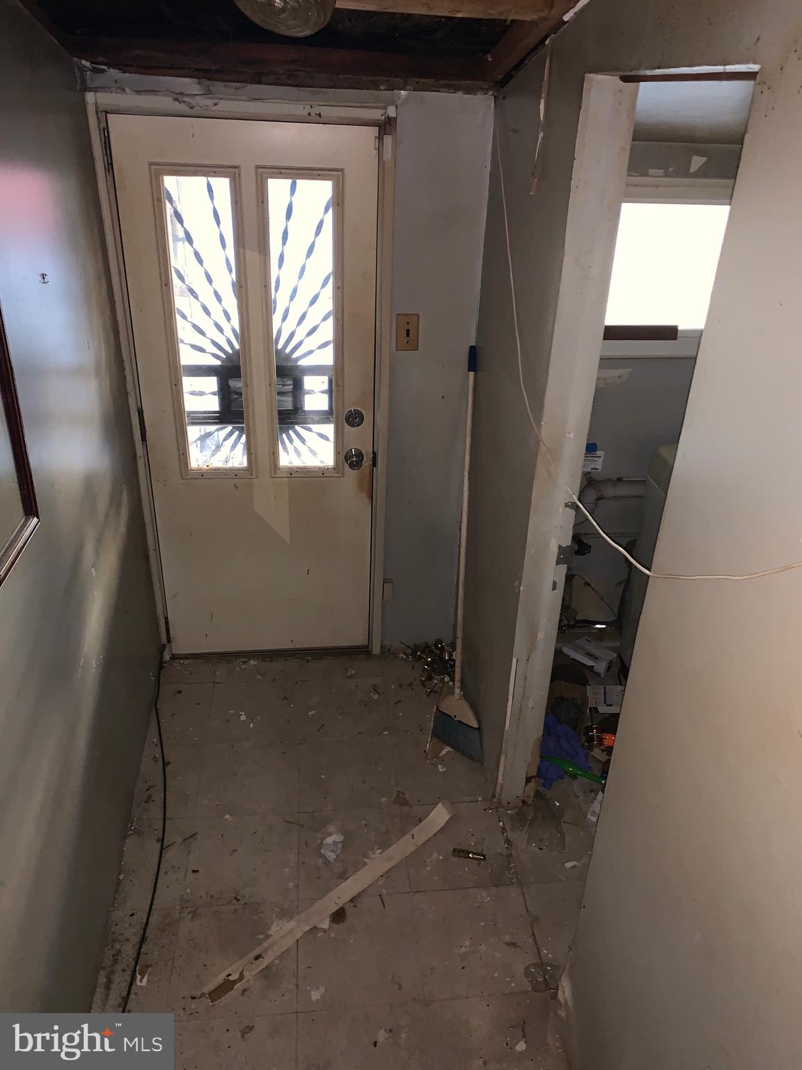 607 Wyeth Street Baltimore, MD 21230 - Photo 8 of 17