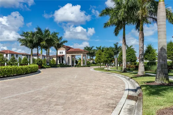 $4,000 | 3364 West 103rd Terrace, Hialeah, FL 33018