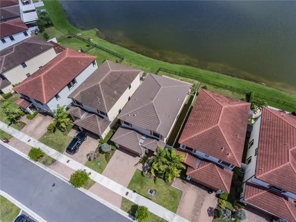 $4,000 | 3364 West 103rd Terrace, Hialeah, FL 33018