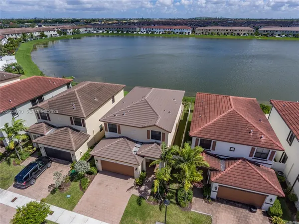 $4,000 | 3364 West 103rd Terrace, Hialeah, FL 33018