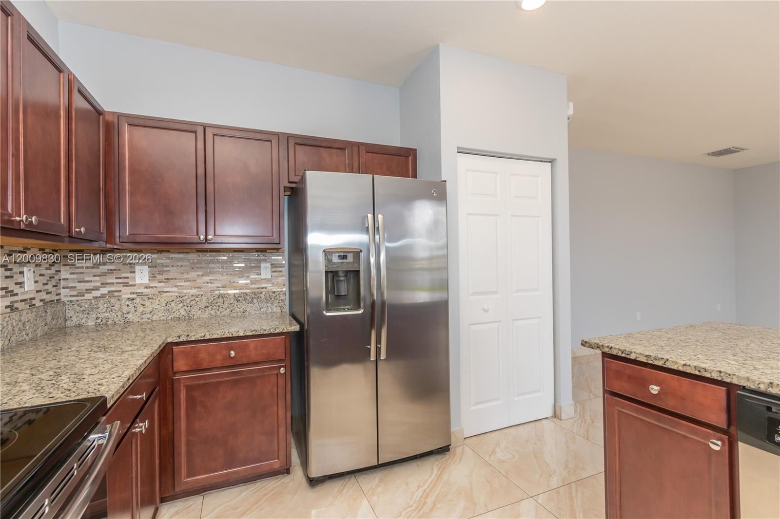 3364 West 103rd Terrace Hialeah, FL 33018 - Photo 5 of 42
