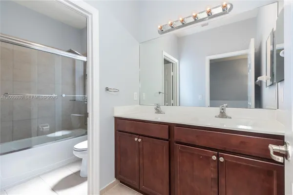 $4,000 | 3364 West 103rd Terrace, Hialeah, FL 33018