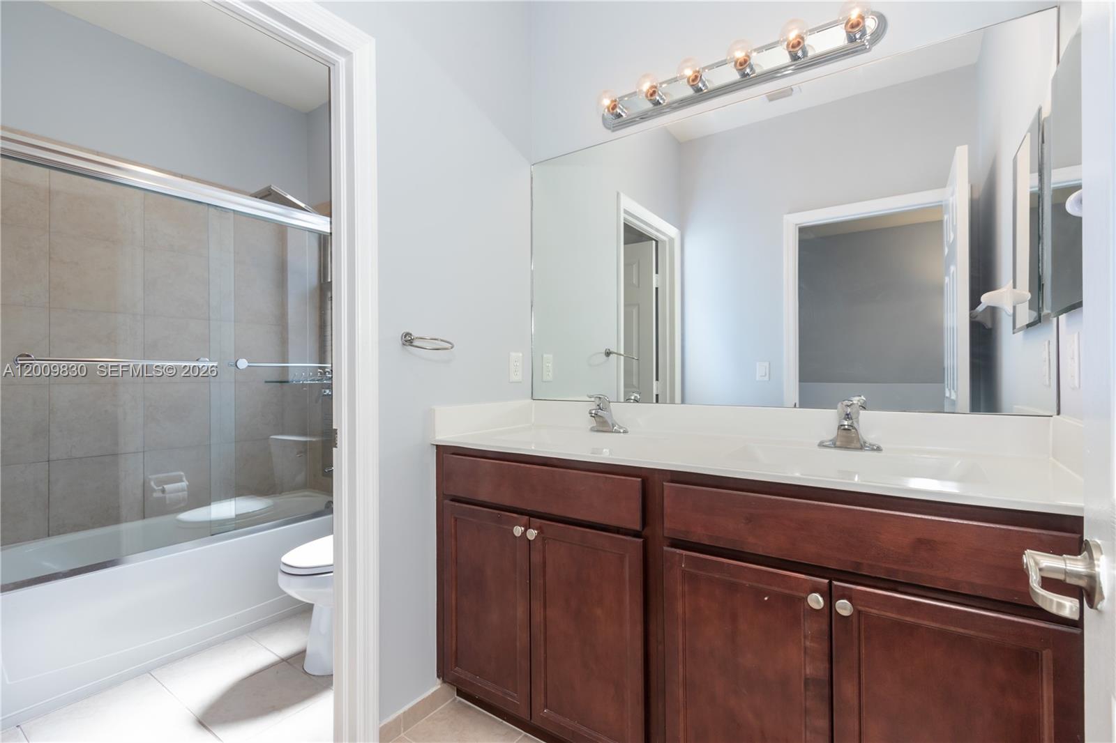 3364 West 103rd Terrace Hialeah, FL 33018 - Photo 8 of 42