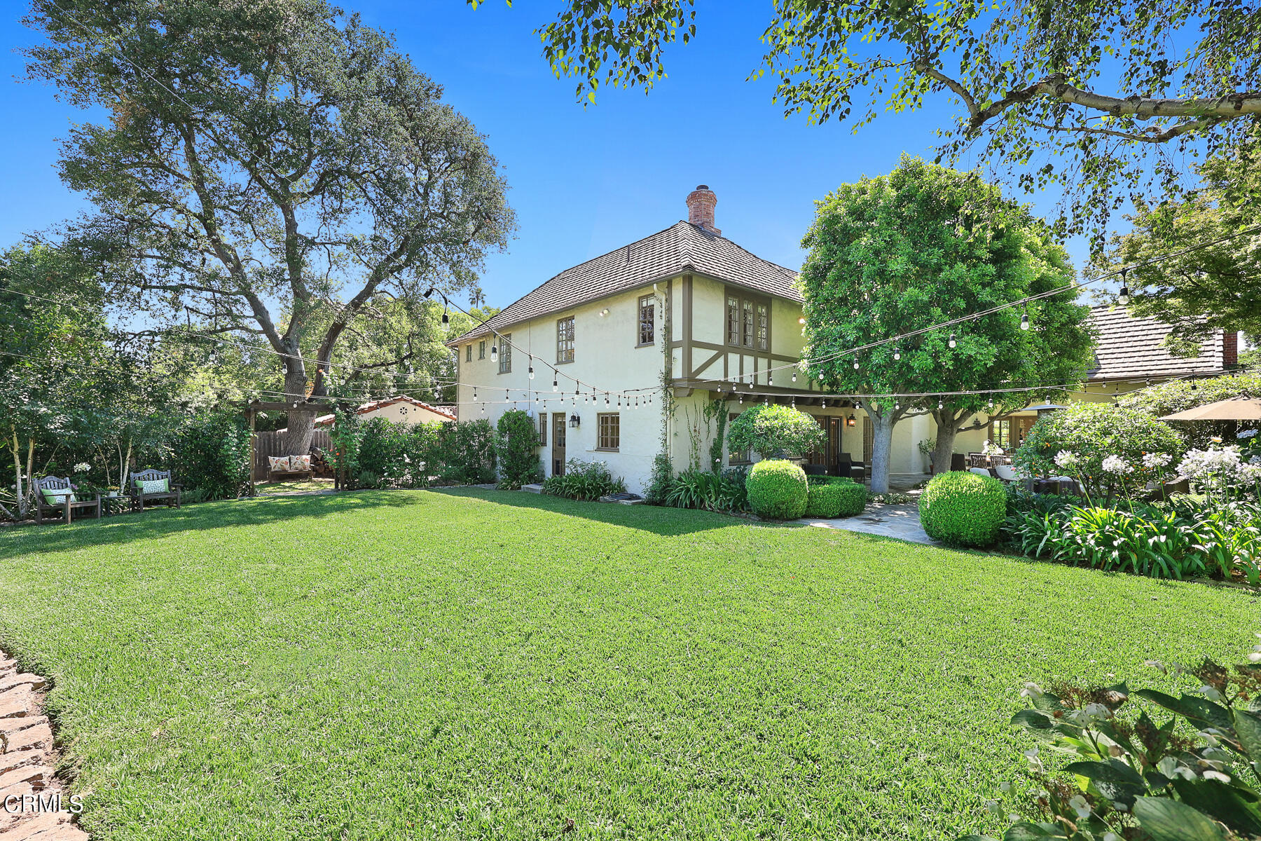 425 Prospect Circle South Pasadena, CA 91030 - Photo 16 of 19 a view of a house with a yard