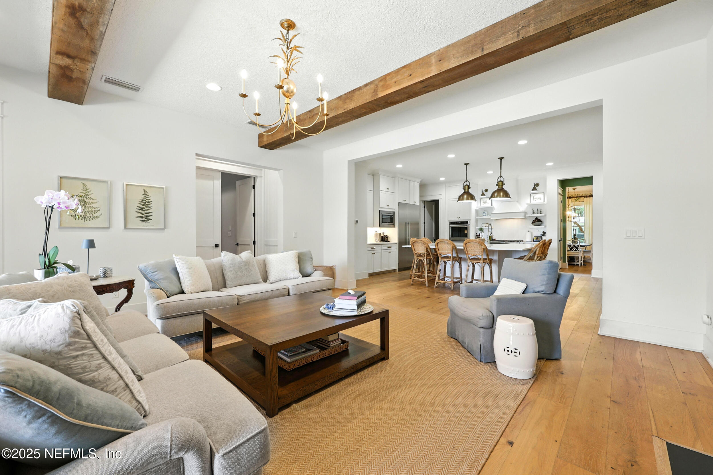 116 Palm Bay Court Ponte Vedra Beach, FL 32082 - Photo 18 of 60 a living room with furniture and wooden floor