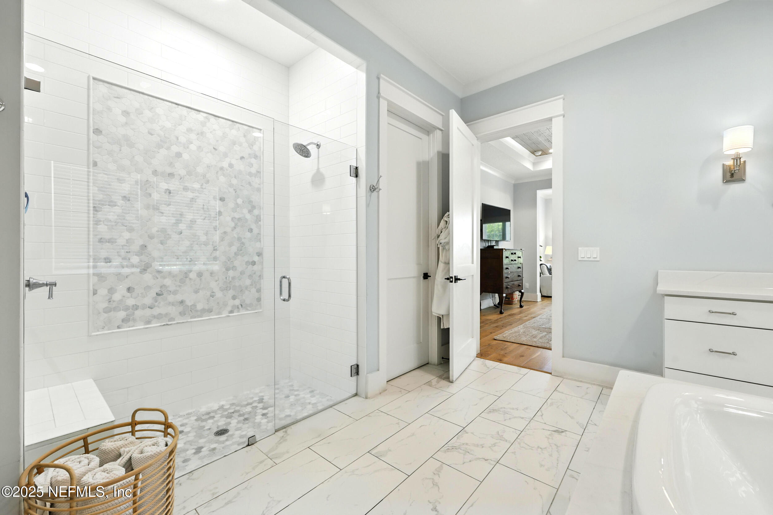 116 Palm Bay Court Ponte Vedra Beach, FL 32082 - Photo 25 of 60 a bedroom with a bed and a mirror