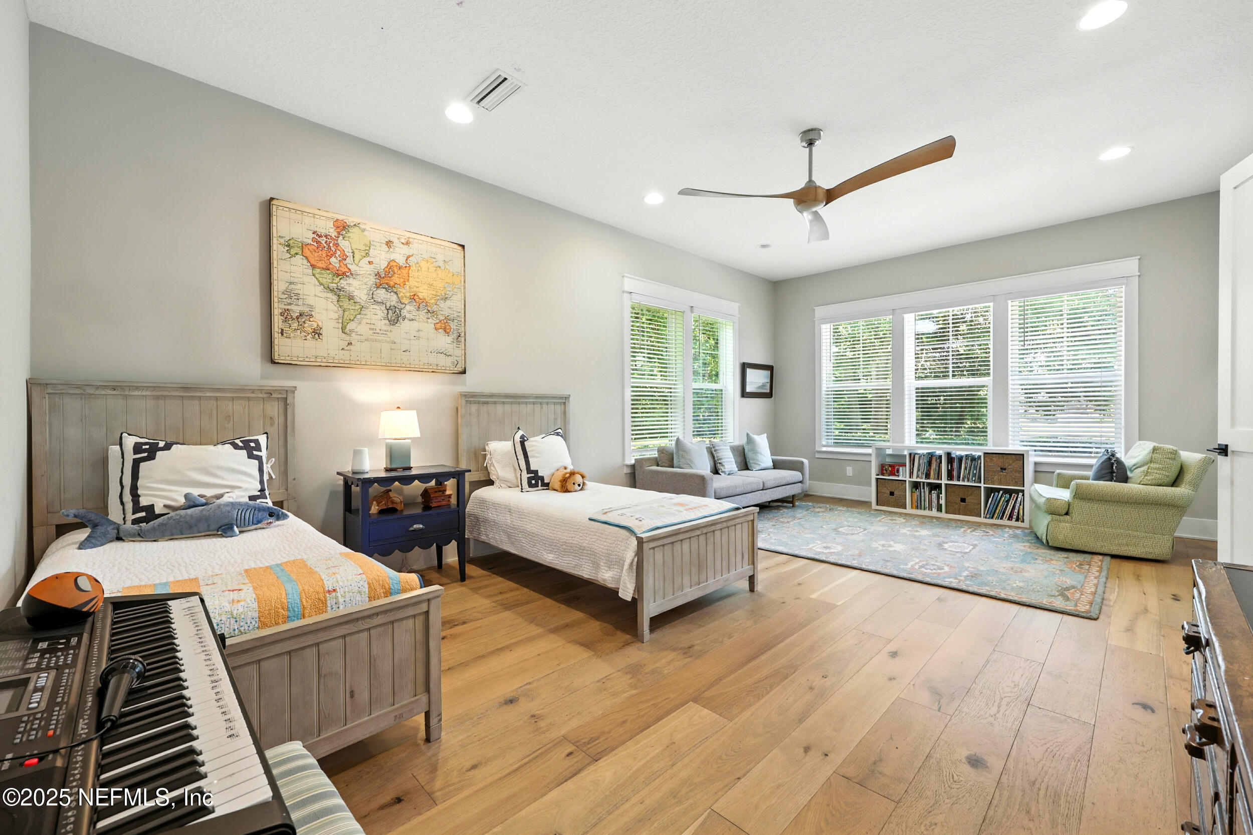 116 Palm Bay Court Ponte Vedra Beach, FL 32082 - Photo 28 of 60 a living room with furniture and a large window