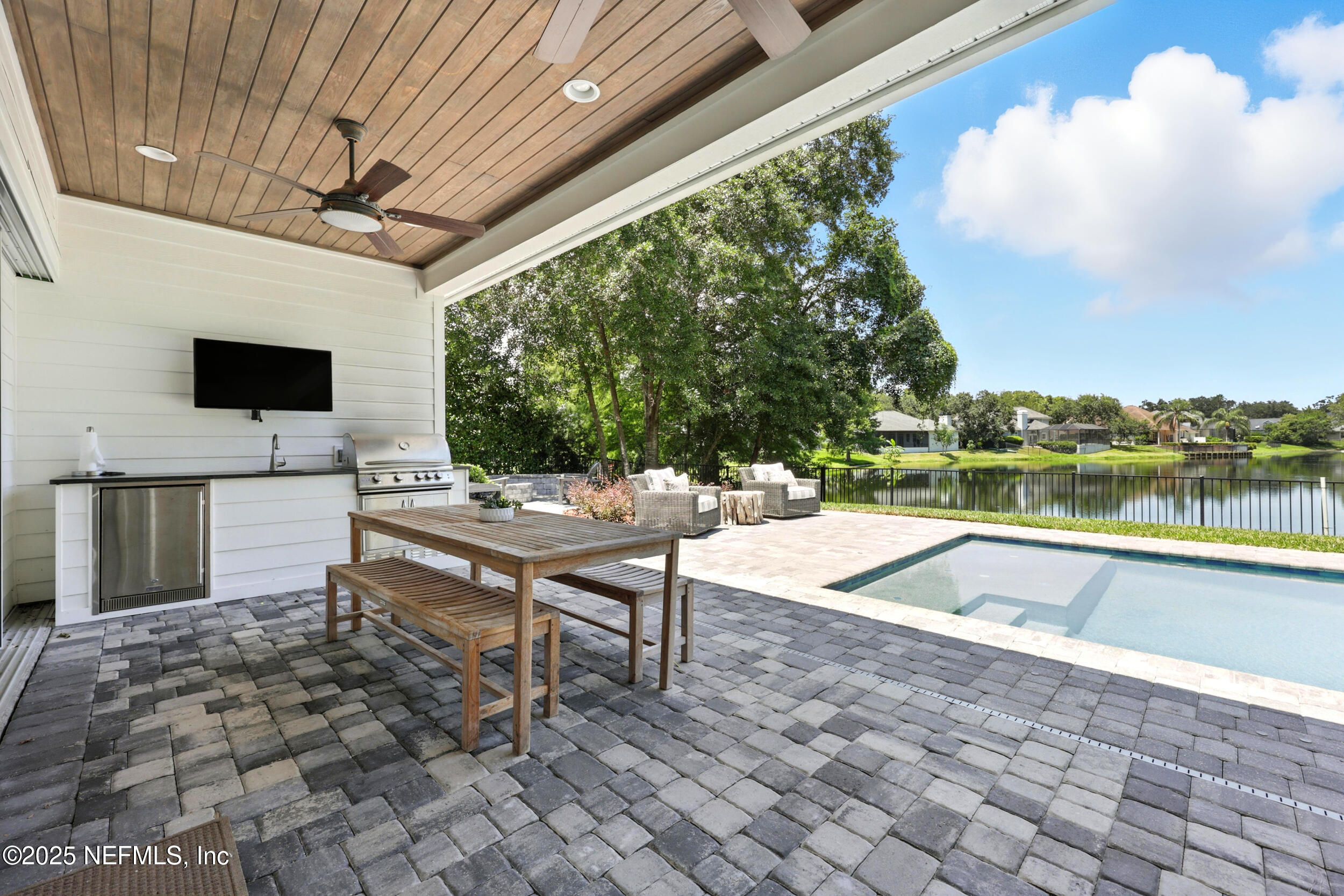 116 Palm Bay Court Ponte Vedra Beach, FL 32082 - Photo 39 of 60 a outdoor space with a couch and chairs