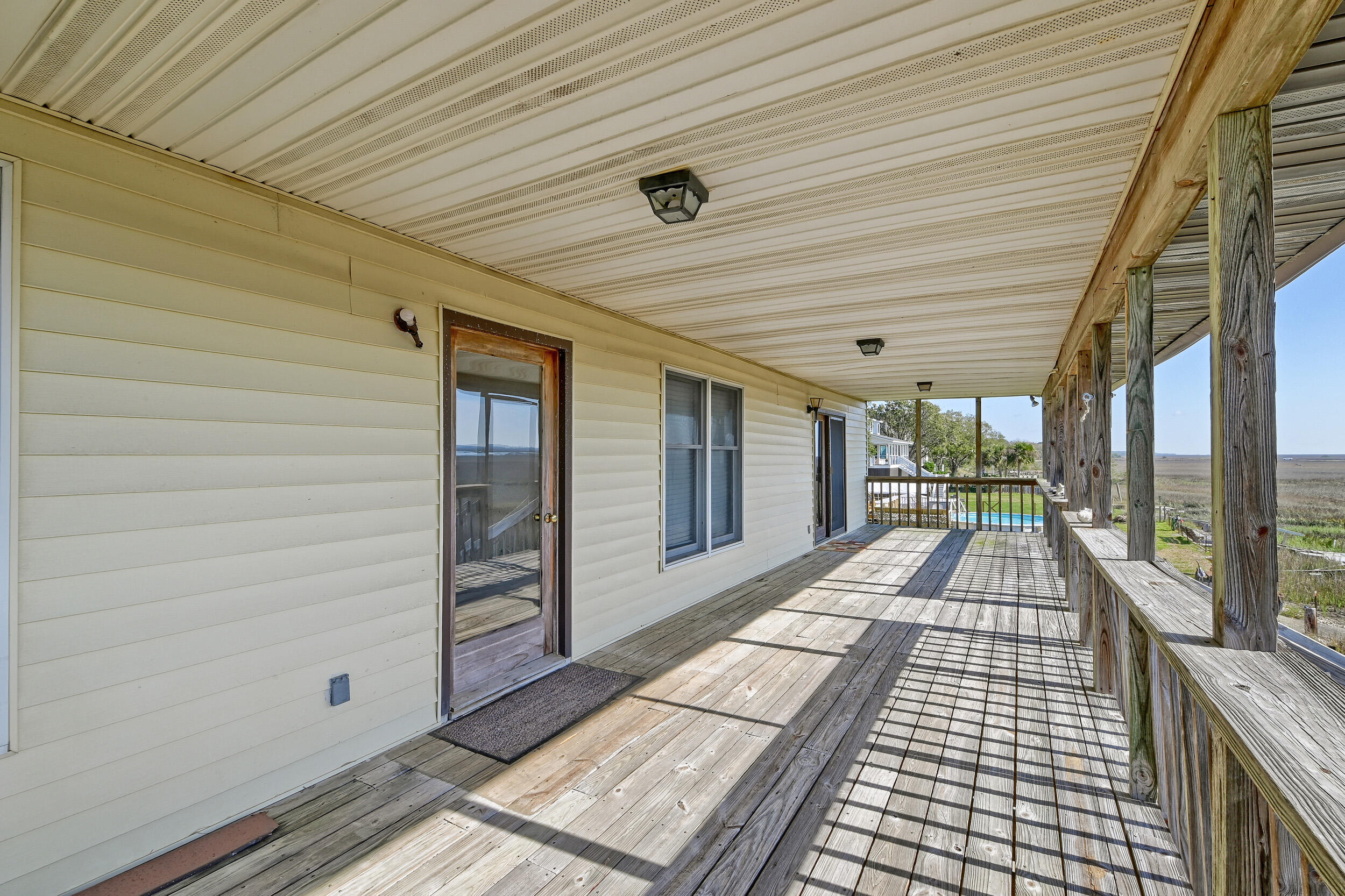 1538 Periwinkle Drive Mount Pleasant, SC 29466 - Photo 17 of 46 1538 Periwinkle Dr-38