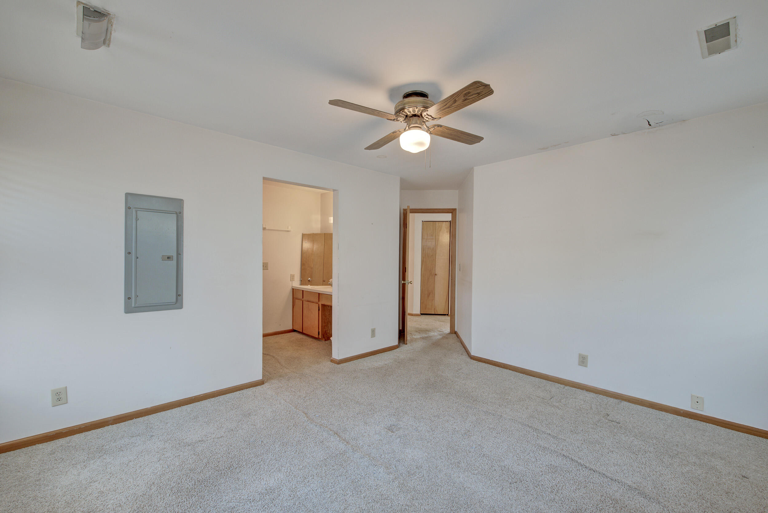 1538 Periwinkle Drive Mount Pleasant, SC 29466 - Photo 36 of 46 1538 Periwinkle Dr-16