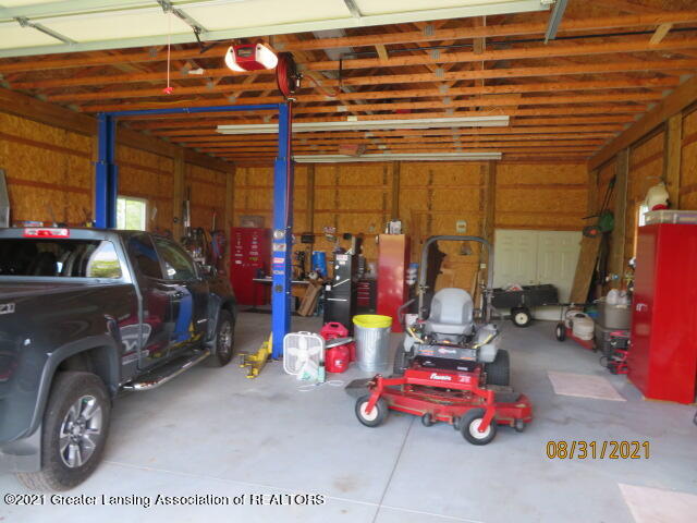 2161 Rolfe Road Mason, MI 48854 - Photo 11 of 42 IMG_0931