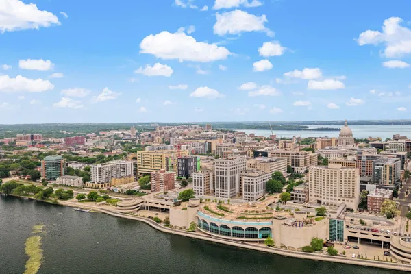 $1,050,000 | 350 South Hamilton Street, Unit 402, Madison, WI 53703