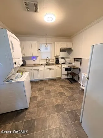 $850 | 1904 West Congress Street, Lafayette, LA 70506