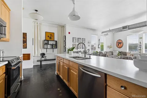 $397,500 | 277 North Broadway, Unit 209, Denver, CO 80203