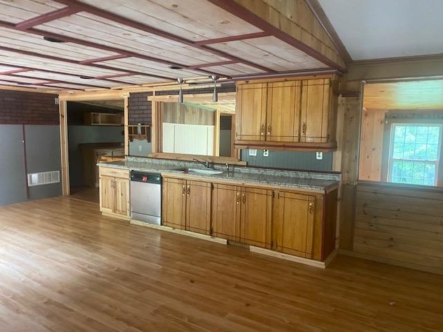 469 Mt Eustis Road Littleton, NH 03561 - Photo 7 of 18