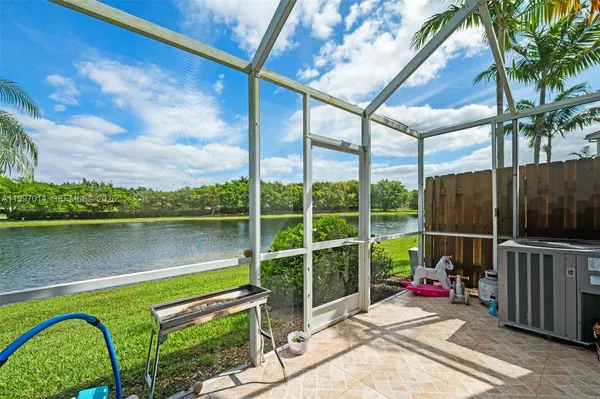 $3,900 | 3676 San Simeon Circle, Weston, FL 33331