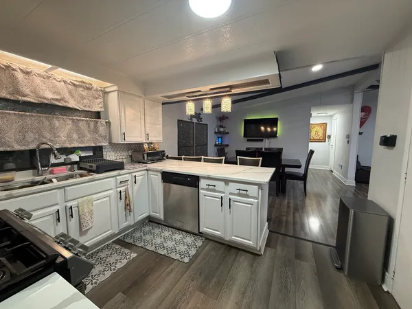 $99,000 | 588 Hickory Glen Road, Matteson, IL 60443