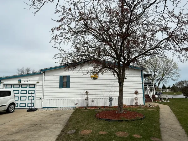 $99,000 | 588 Hickory Glen Road, Matteson, IL 60443