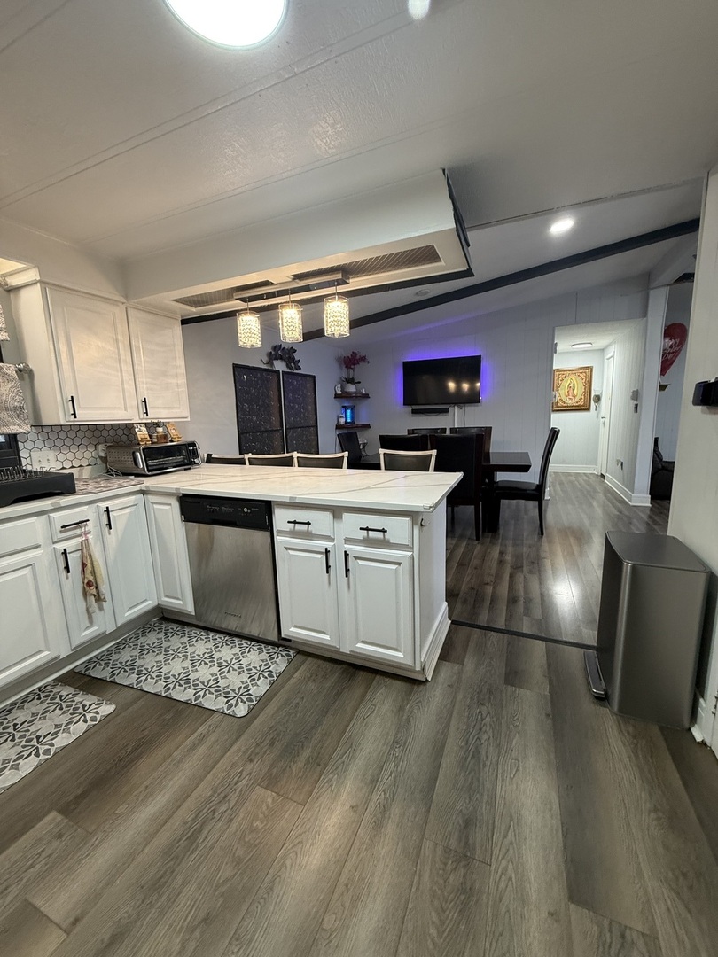 588 Hickory Glen Road Matteson, IL 60443 - Photo 6 of 50