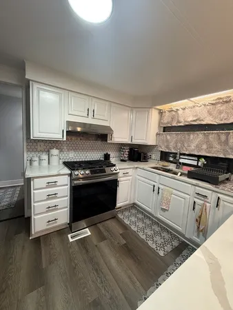 $99,000 | 588 Hickory Glen Road, Matteson, IL 60443