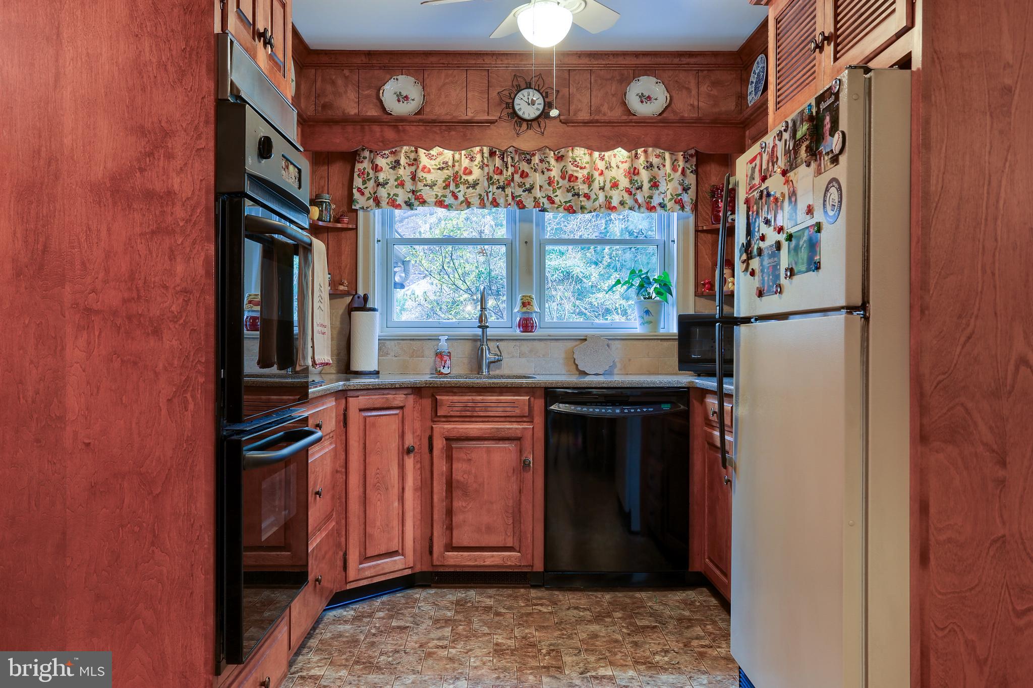 15 Ridgewood Road Lancaster, PA 17603 - Photo 19 of 38 Gallery Image 19