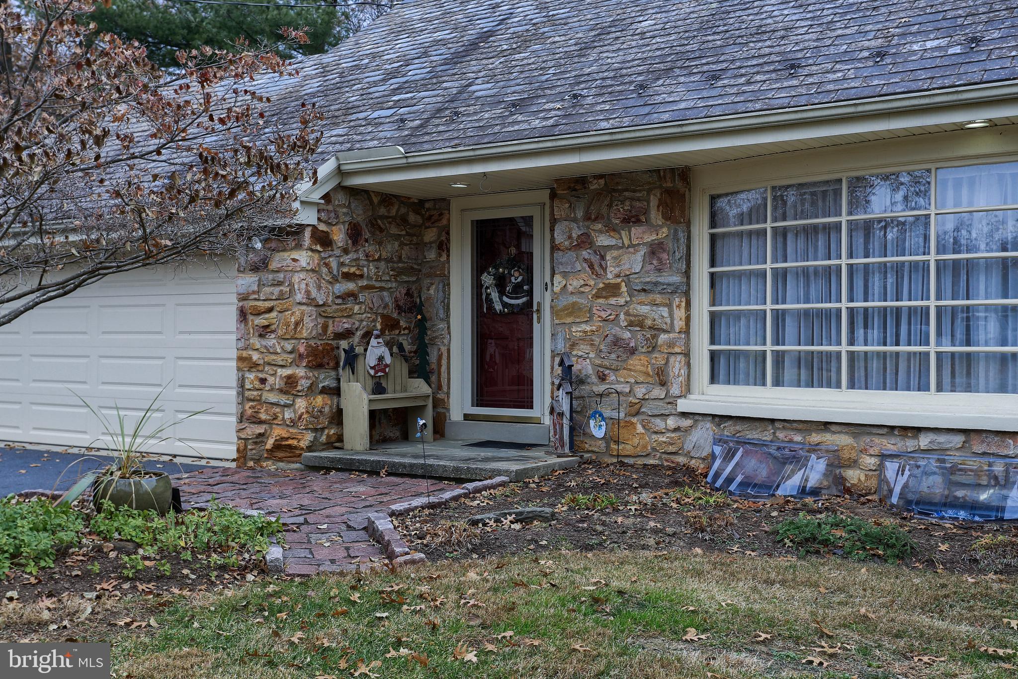 15 Ridgewood Road Lancaster, PA 17603 - Photo 4 of 38 Gallery Image 4
