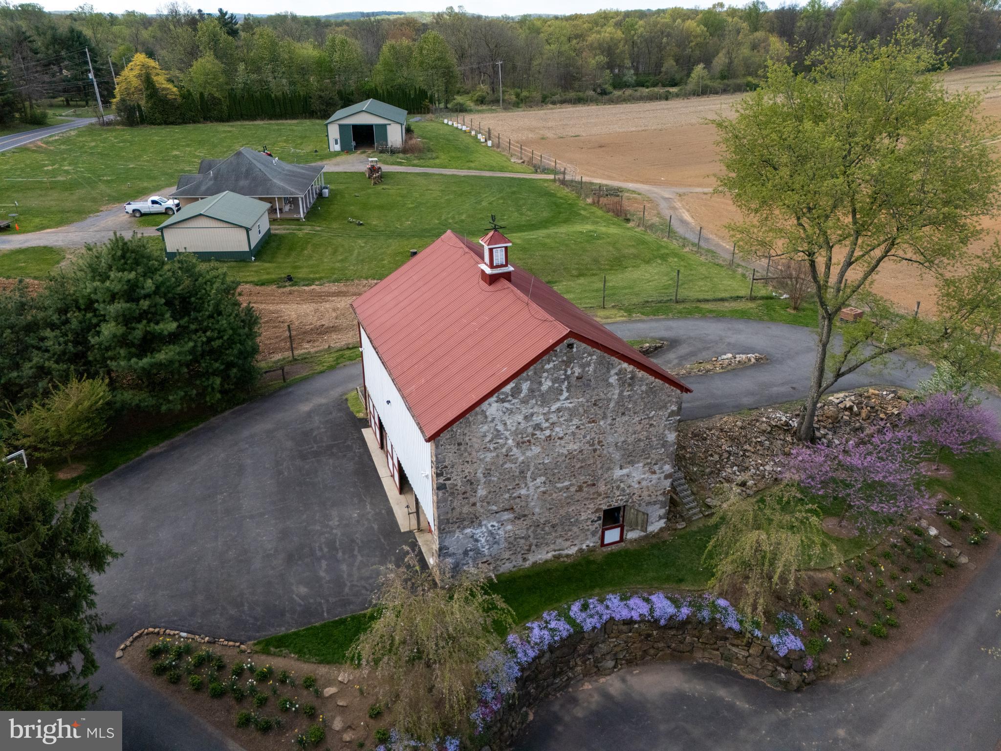 201 Pine Swamp Road Elverson, PA 19520 - Photo 59 of 60 Barn