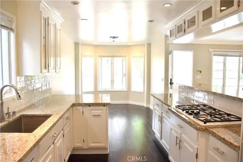 $5,350,000 | 337 10th Street, Manhattan Beach, CA 90266