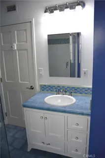 $5,350,000 | 337 10th Street, Manhattan Beach, CA 90266