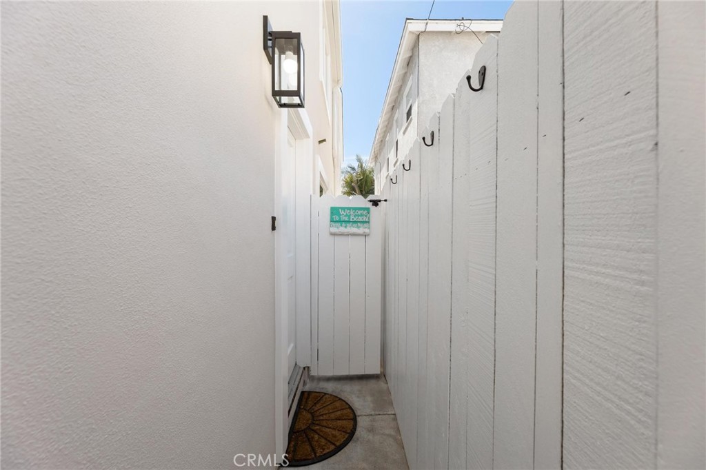337 10th Street Manhattan Beach, CA 90266 - Photo 29 of 52