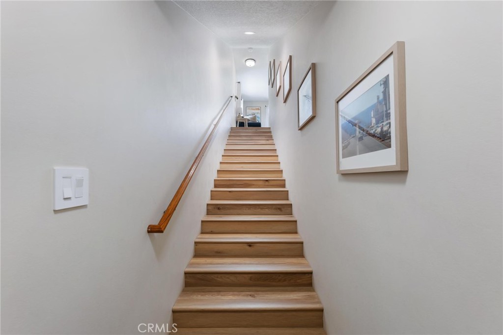 337 10th Street Manhattan Beach, CA 90266 - Photo 30 of 52