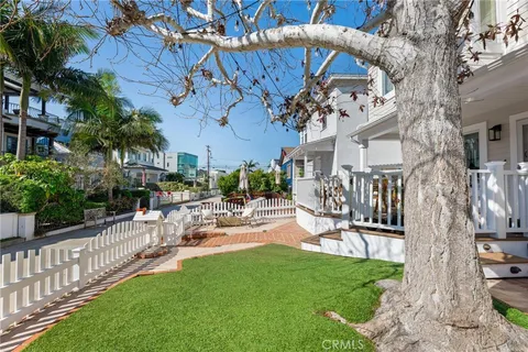 $5,350,000 | 337 10th Street, Manhattan Beach, CA 90266