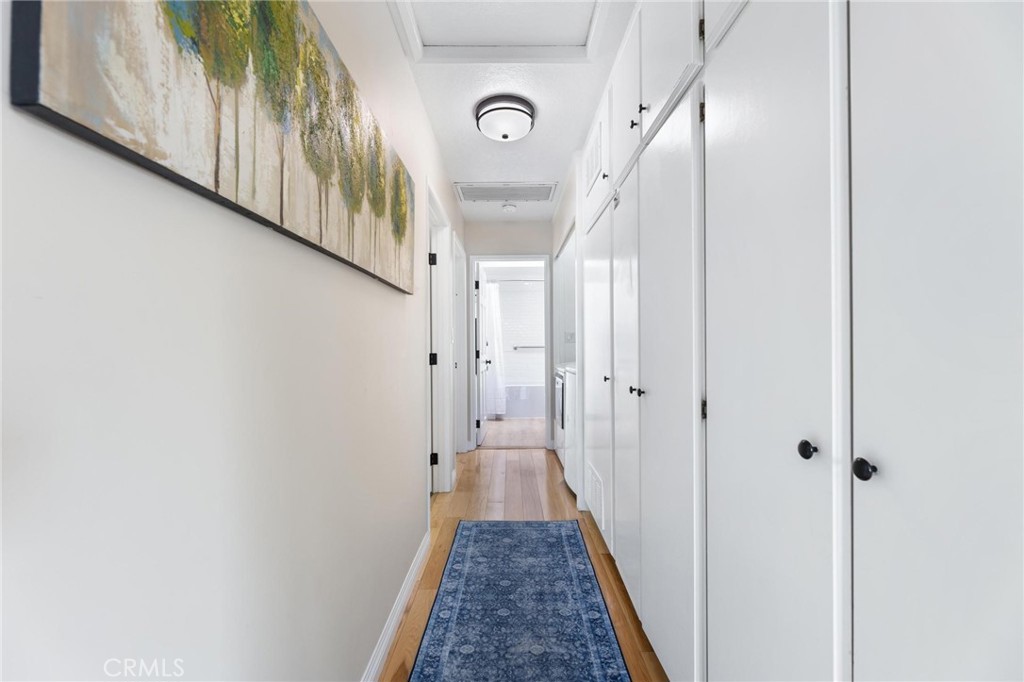 337 10th Street Manhattan Beach, CA 90266 - Photo 44 of 52