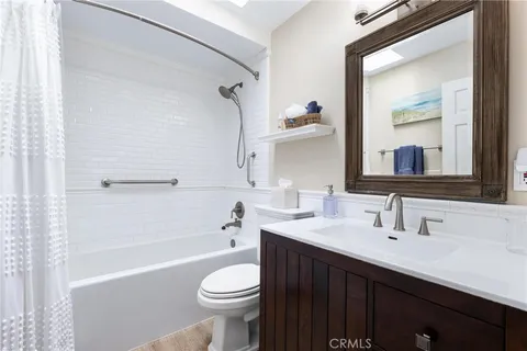 $5,350,000 | 337 10th Street, Manhattan Beach, CA 90266