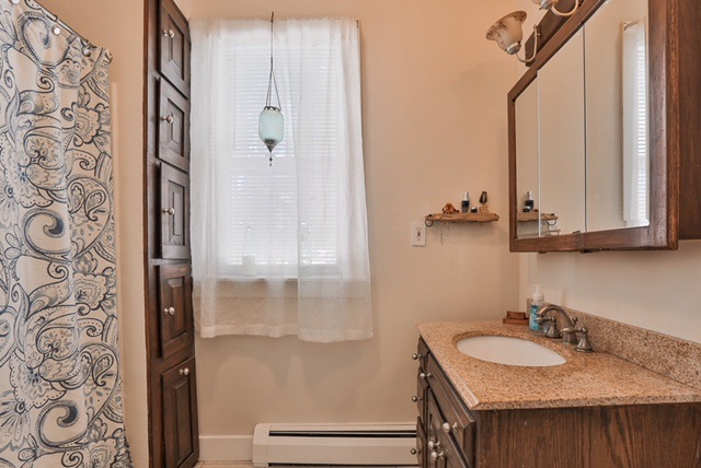 39 Concord Street Nashua, NH 03064 - Photo 23 of 32