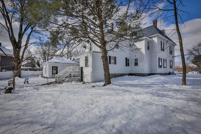 39 Concord Street Nashua, NH 03064 - Photo 4 of 32