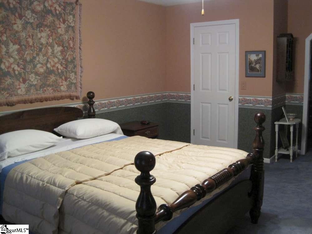 1019 Mossie Smith Road Easley, SC 29642 - Photo 16 of 30 Gallery Image 16