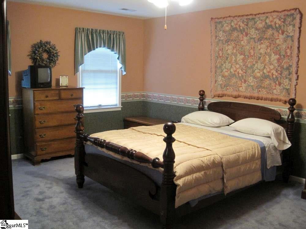 1019 Mossie Smith Road Easley, SC 29642 - Photo 9 of 30 Gallery Image 9
