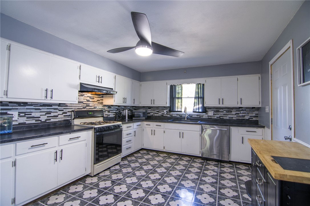 1530 West Cushing Street Decatur, IL 62526 - Photo 7 of 16