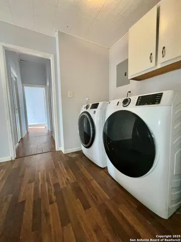 a view of kitchen and washer and dryer