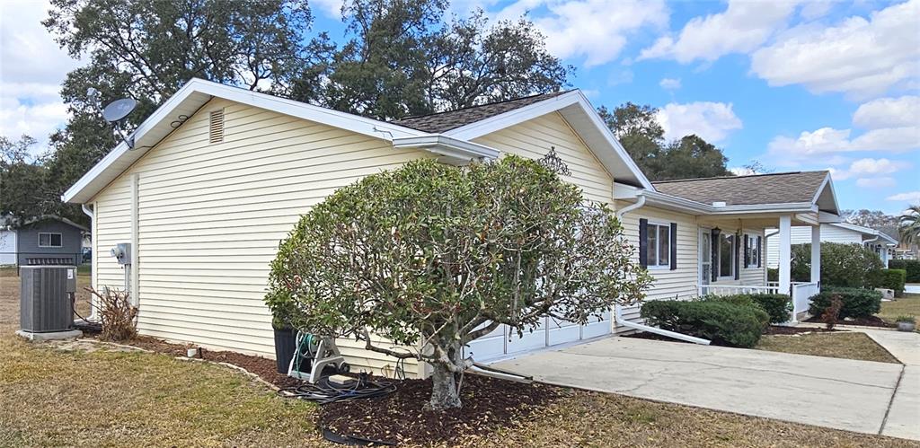 11258 Southwest 75th Terrace Ocala, FL 34476 - Photo 8 of 43