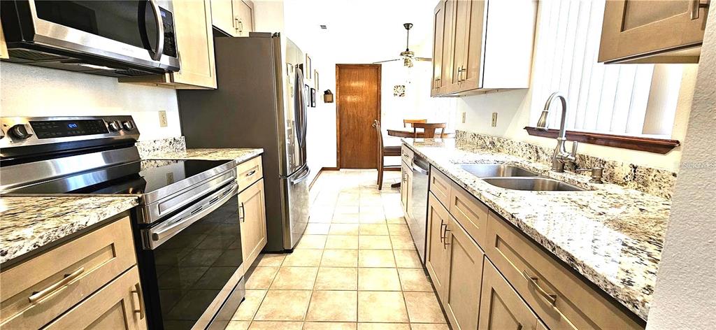 11258 Southwest 75th Terrace Ocala, FL 34476 - Photo 10 of 43
