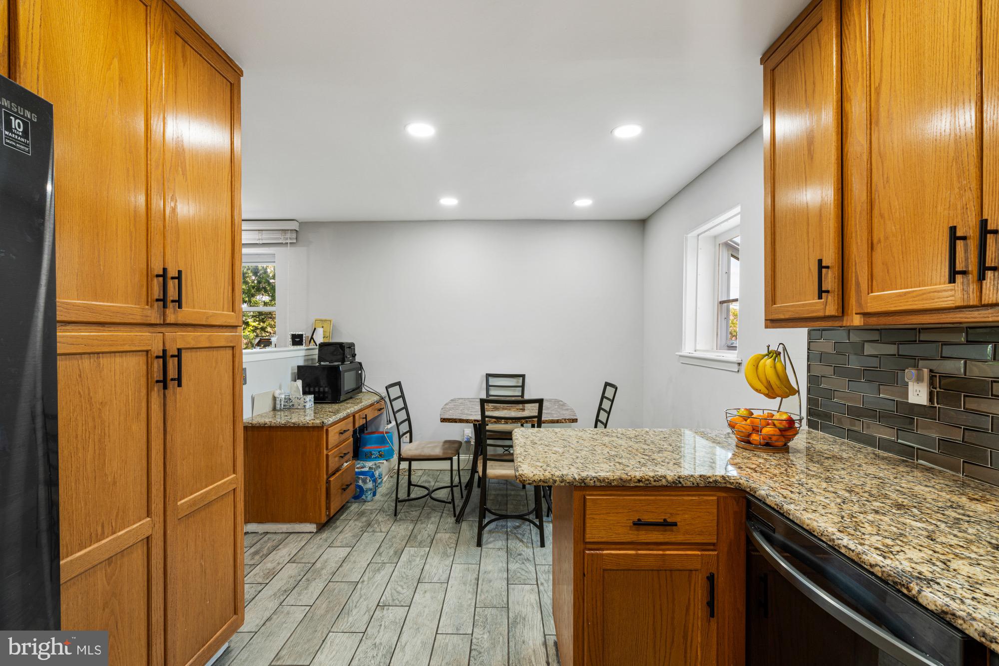 11116 Ridgeway Street Philadelphia, PA 19116 - Photo 3 of 34 Gallery Image 3