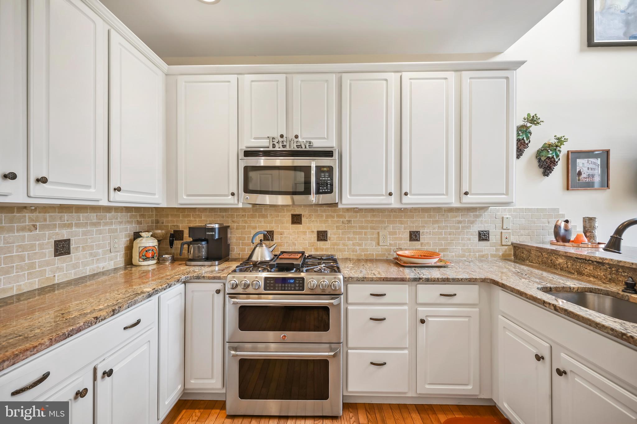 58 Maidenhead Road Princeton, NJ 08540 - Photo 12 of 45 Stainless steel appliances