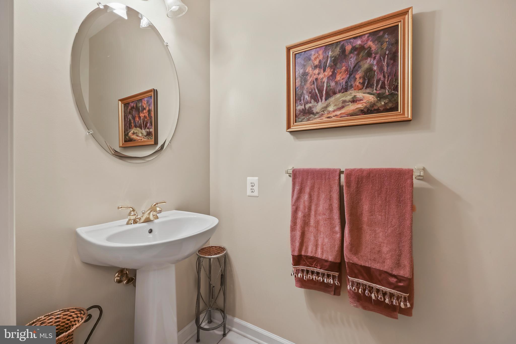 58 Maidenhead Road Princeton, NJ 08540 - Photo 21 of 45 Powder room